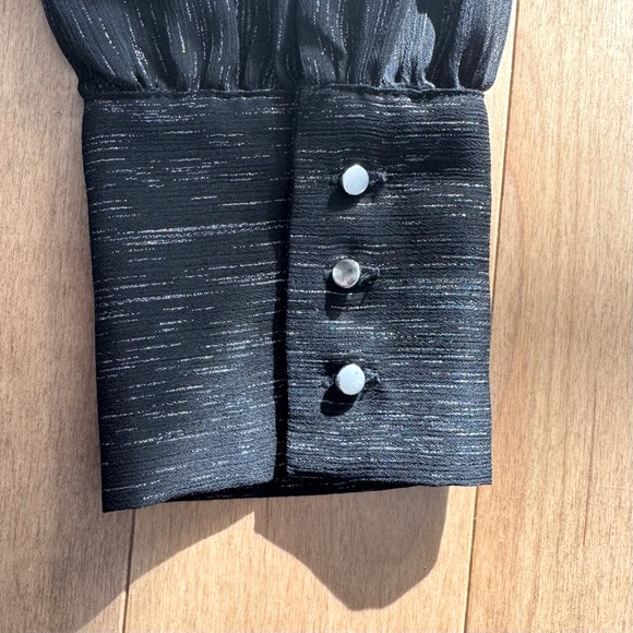 Soaked in Luxury Bowie Blouse - Picture 5 of 9